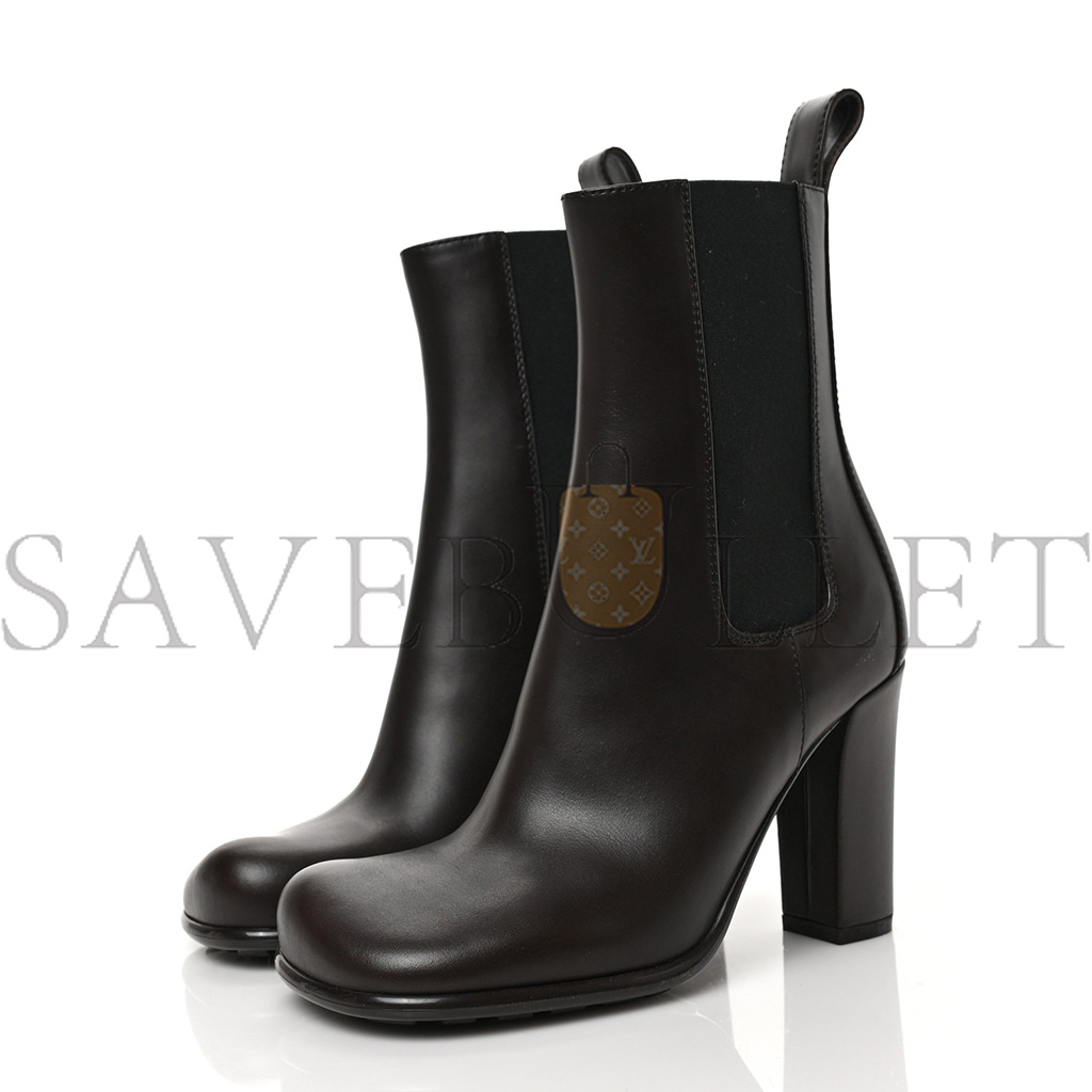 BOTTEGA VENETA CALFSKIN STORM CHELSEA BOOTS 35 FONDANT 