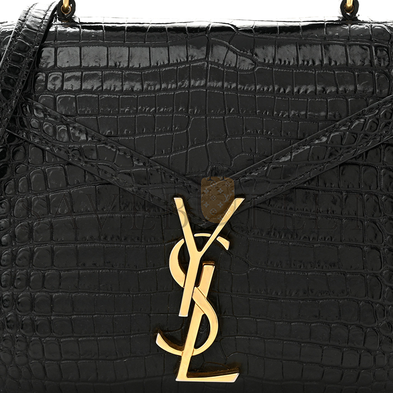 YSL CASSANDRA MINI TOP HANDLE BAG IN CROCODILE-EMBOSSED SHINY LEATHER 623930DND0J1000 (20*16*7.5cm)