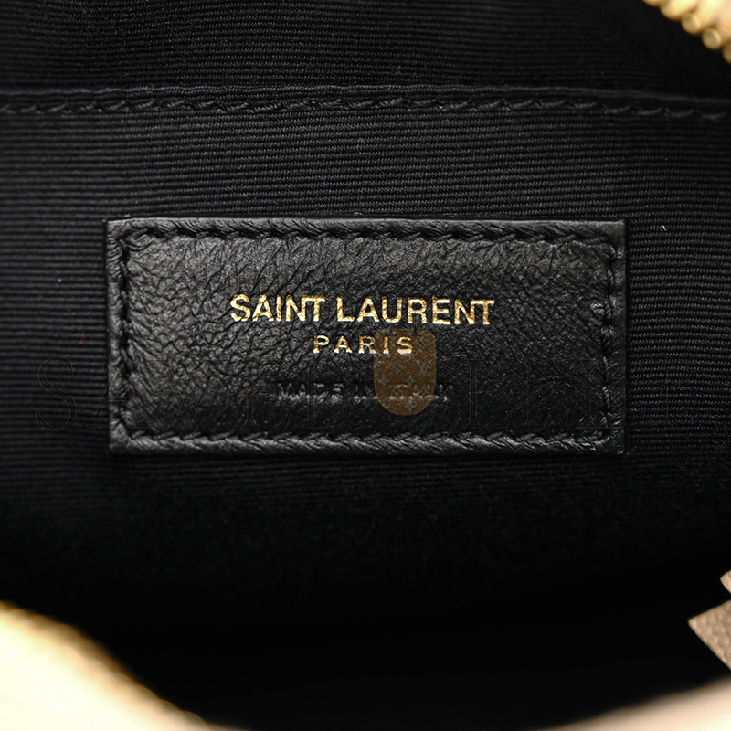 YSL VINYLE ROUND CAMERA BAG IN CHEVRON-QUILTED GRAIN DE POUDRE EMBOSSED LEATHER 6104361GF072721 (17*17*5.5cm)