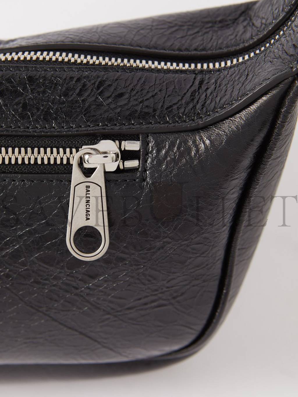 BALENCIAGA BLACK RAVER MEDIUM CREASED-LEATHER SHOULDER BAG MATCHESFASHION US (30*18*7.5cm)