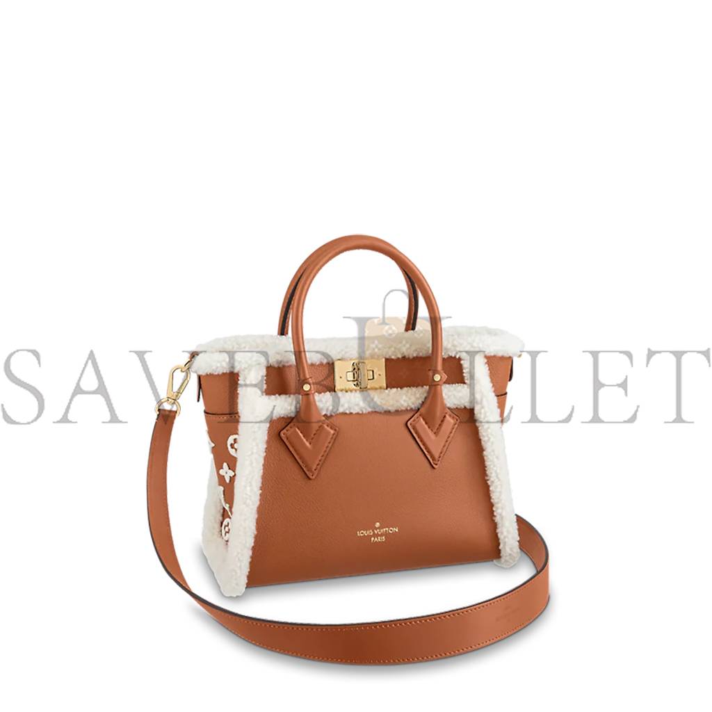 LOUIS VUITTON ON MY SIDE PM M58918 (25*20*12cm)